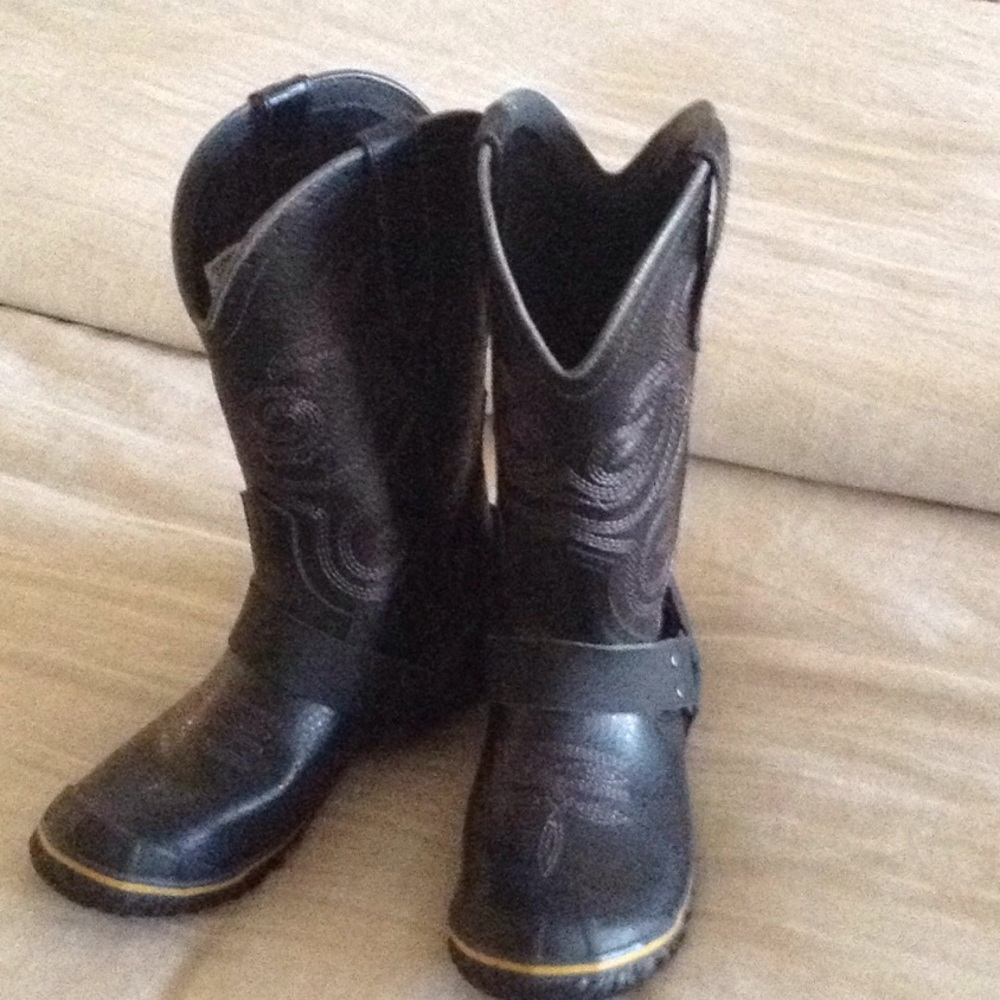 Sorel black cowboy boots